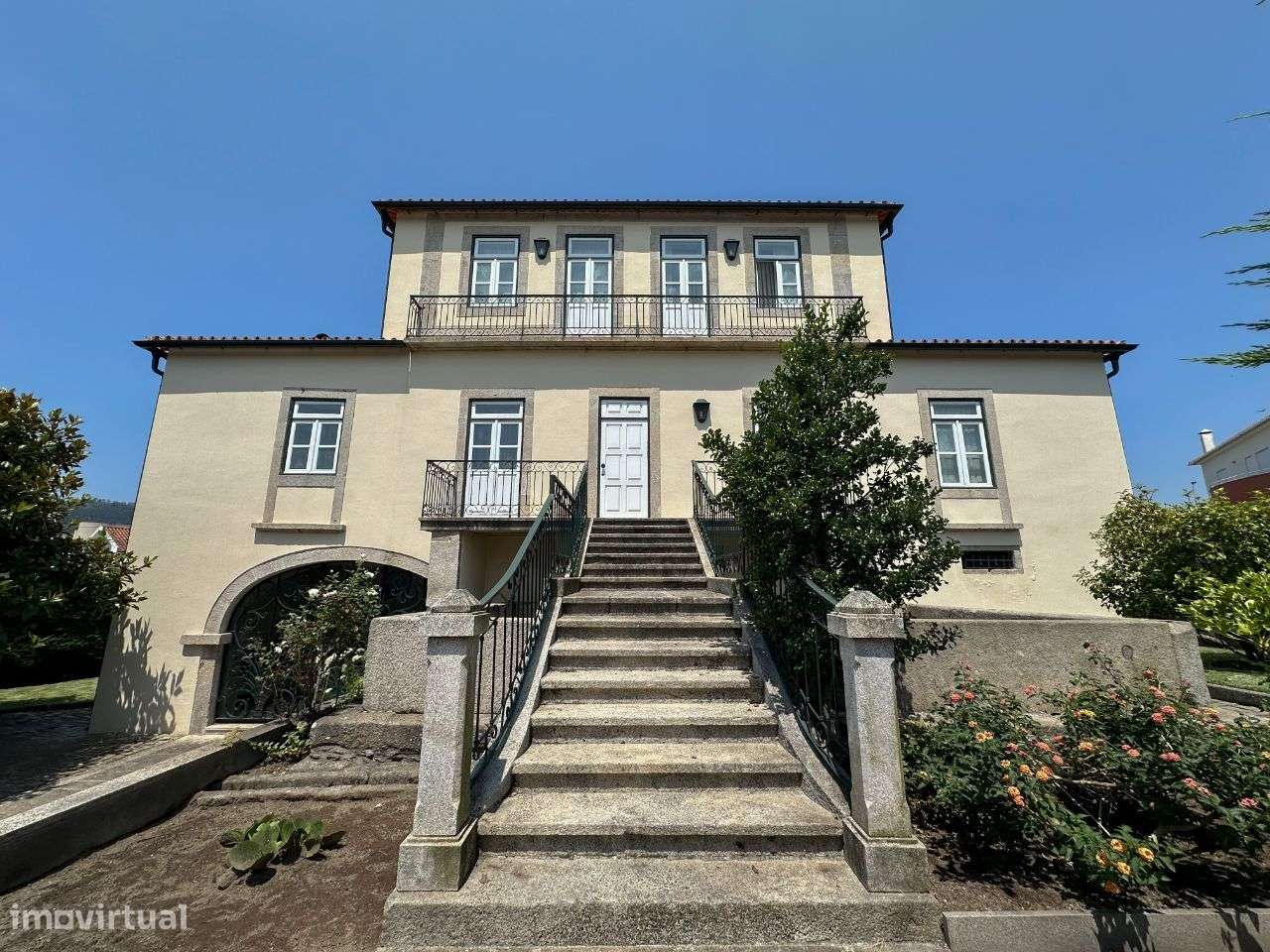 Maravilhosa Moradia Individual V4 na Meadela - Grande imagem: 2/33