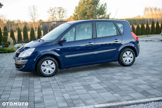 Renault Scenic - 25