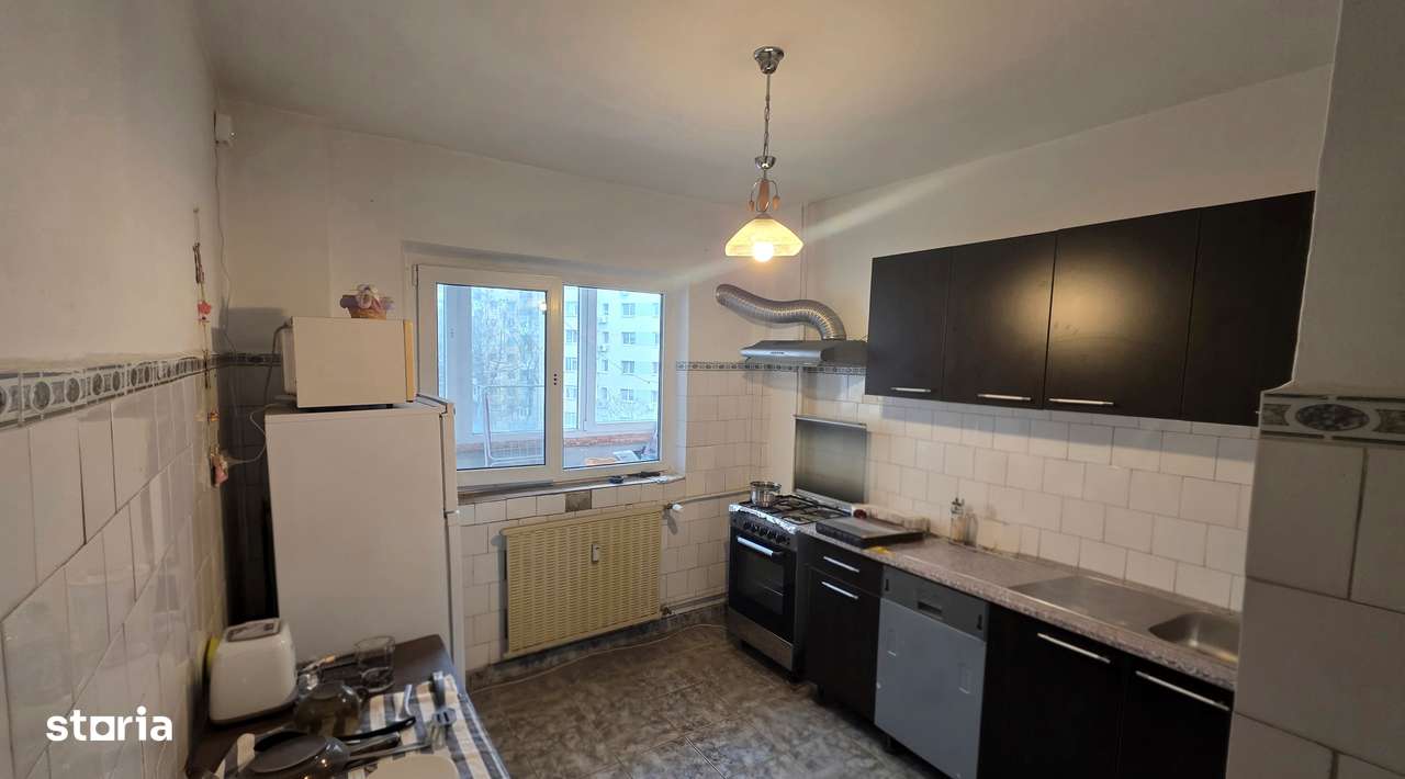 Vanzare apartament 2 camere Militari-Lujerului, etaj 5, an 1982-6