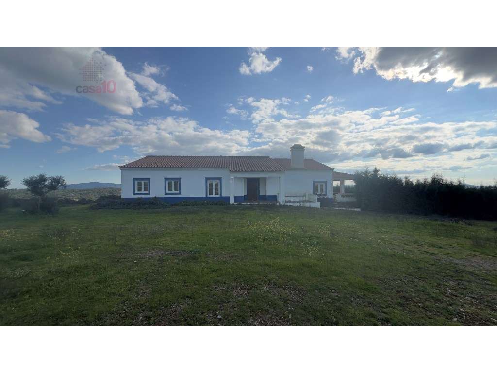 Vende-se propriedade com vista Panorâmica sobre Estremoz. - Grande imagem: 5/54