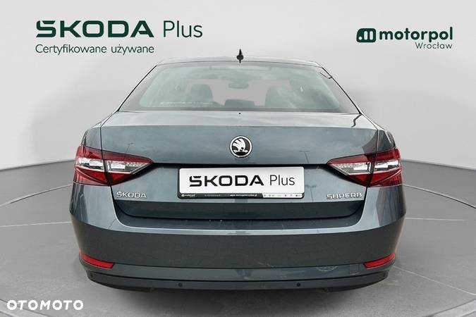 Skoda Superb 2.0 TDI Style DSG - 13