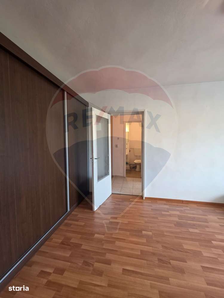 Apartament de vanzare - str. Govora, Medias-3