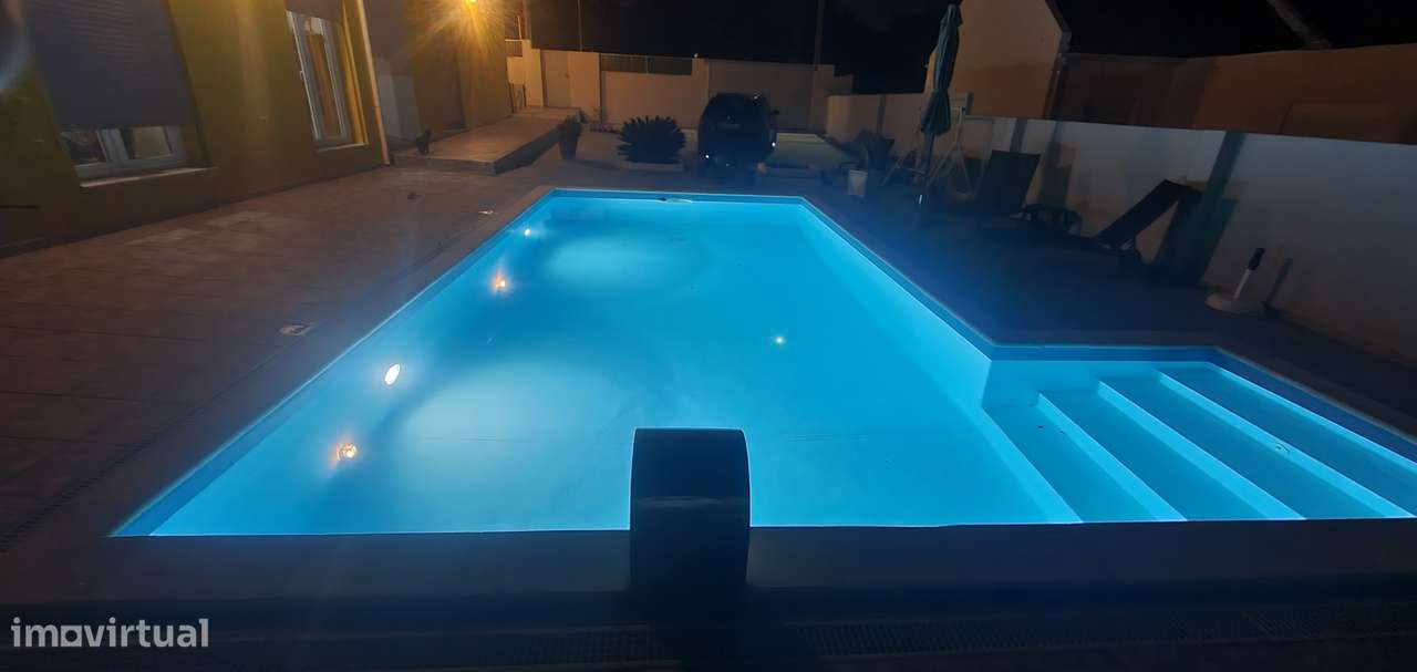 Lindíssima Moradia térrea independente Lote 580m2 Piscina Anexo Parque-25