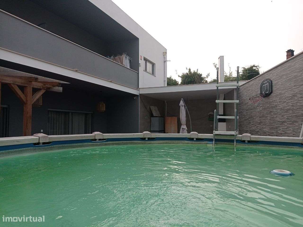 Moradia T3+1 no centro de Pataias-44