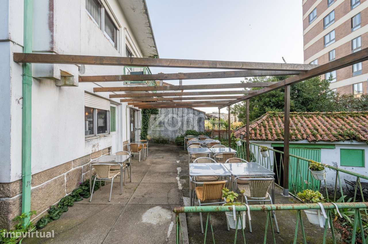 Trespasse de Restaurante Vegetariano com Jardim – Centro da Maia-24