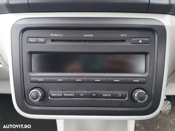 Radio CD Player Radio Swing MP3 Skoda Superb 2 2008 - 2013 - 1