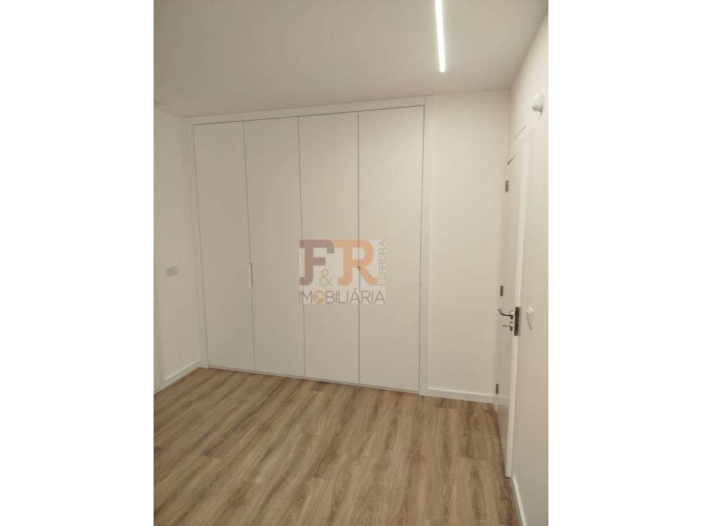 Moradia Térrea T3+1 com Piscina Fernão Ferro-8