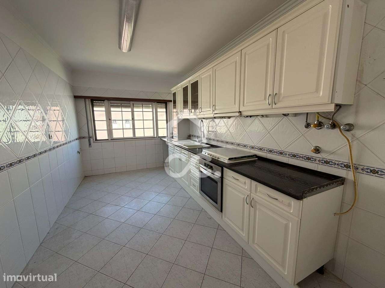 Apartamento T3 no Prior Velho com Vista Rio-8