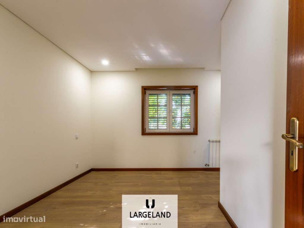 Moradia T5 - Travanca, Santa Maria da Feira-13