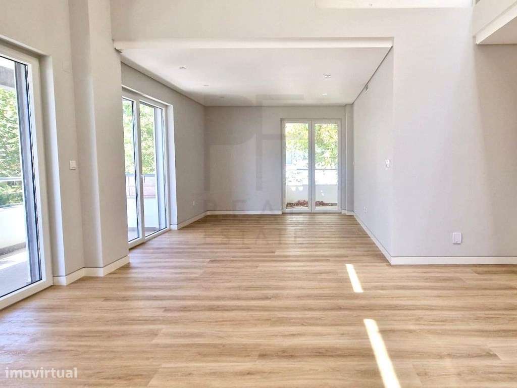 Belíssimo T3 em Carcavelos - Grande imagem: 3/36