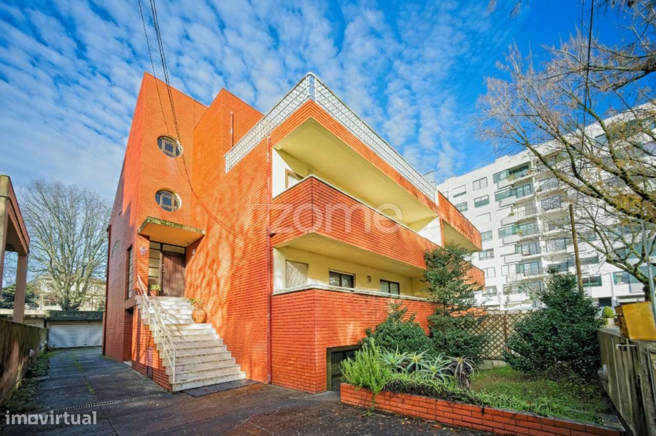 Andar de Moradia T4 - Pinheiro Manso - Grande imagem: 5/47