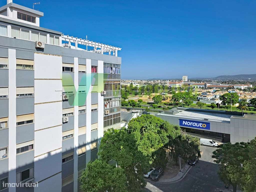 Apartamento T2 em Faro com Vista Rio ,Excelente Localização junto a...-12