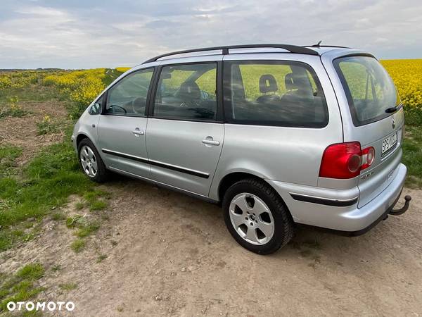 Volkswagen Sharan 1.9 TDI Basis - 2