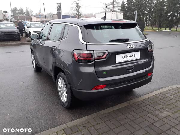 Jeep Compass 1.5 T4 mHEV Longitude FWD S&S DCT - 11