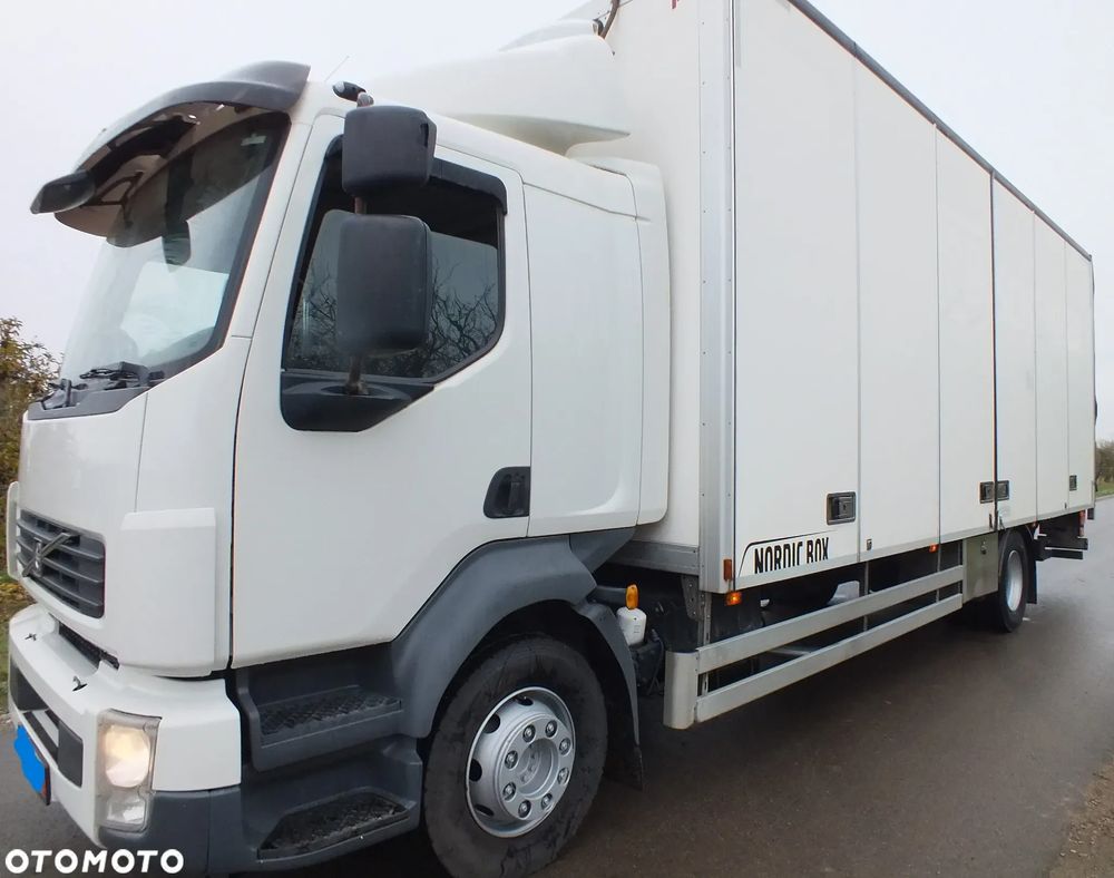Volvo FL 2011