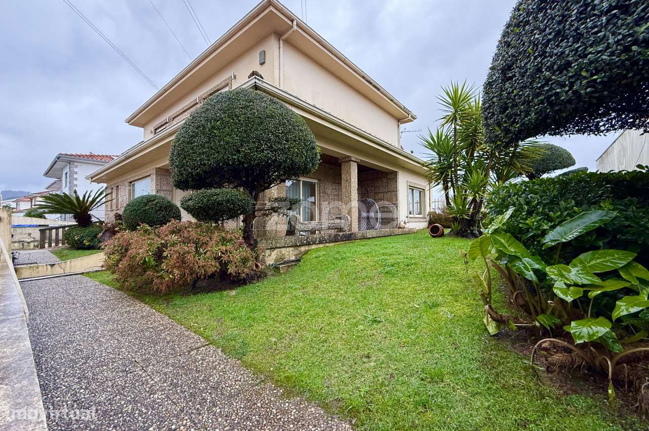 Moradia T3 individual em Brito- Guimarães - Grande imagem: 2/39