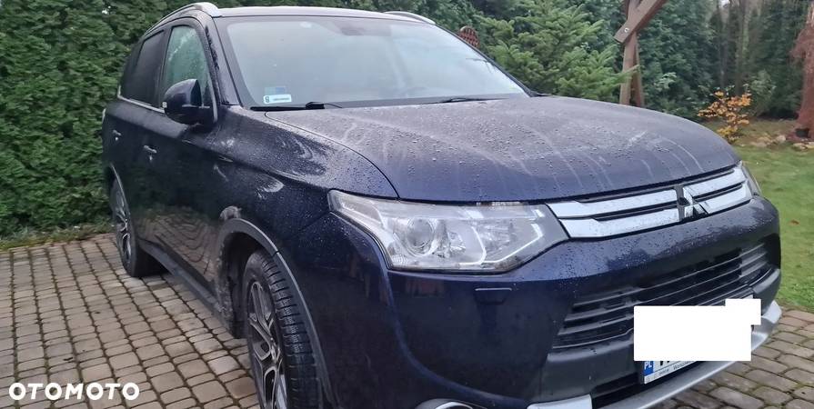 Mitsubishi Outlander 2.2 DID Instyle Navi 4WD - 30