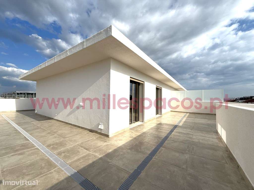 Duplex T3+1 Novo - Garagem individual e Terraço-58