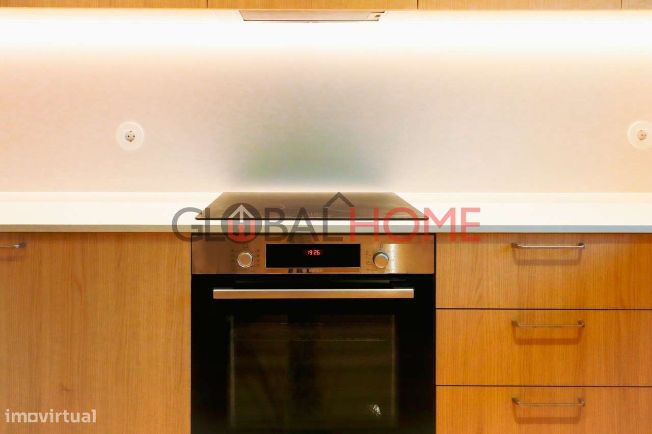 Apartamento T2 Renovado com Terraço em Fânzeres-5