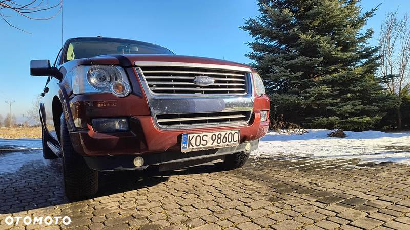 Ford Explorer 4.0 4WD - 11