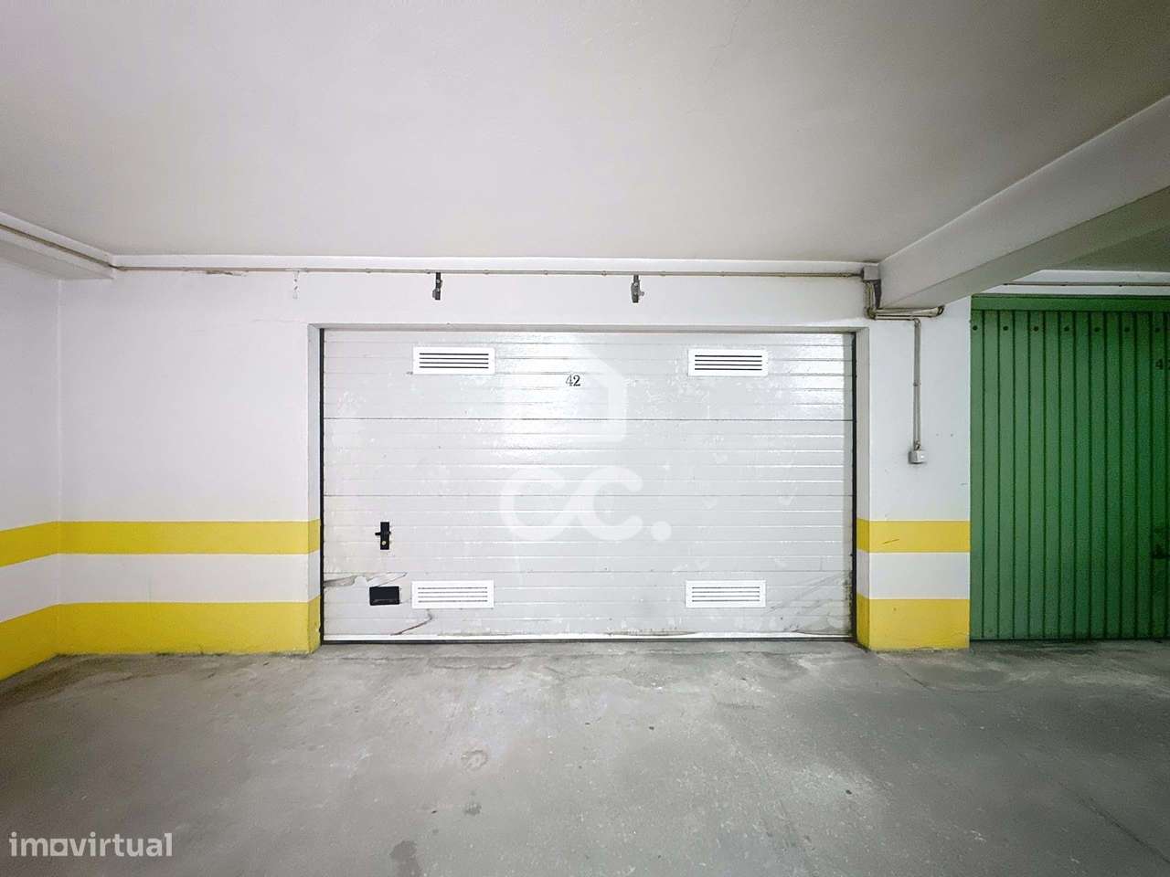 Garagem para arrendamento com 75m2 no centro de Chaves - Grande imagem: 5/9