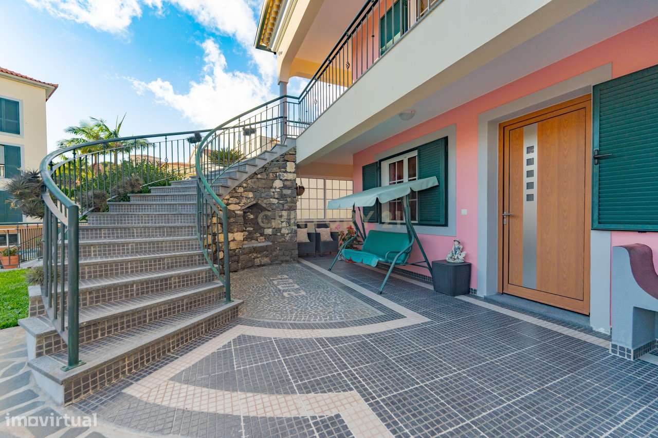 Moradia Clássica T3 com Sótão Habitável em Canhas, Ponta do Sol-15