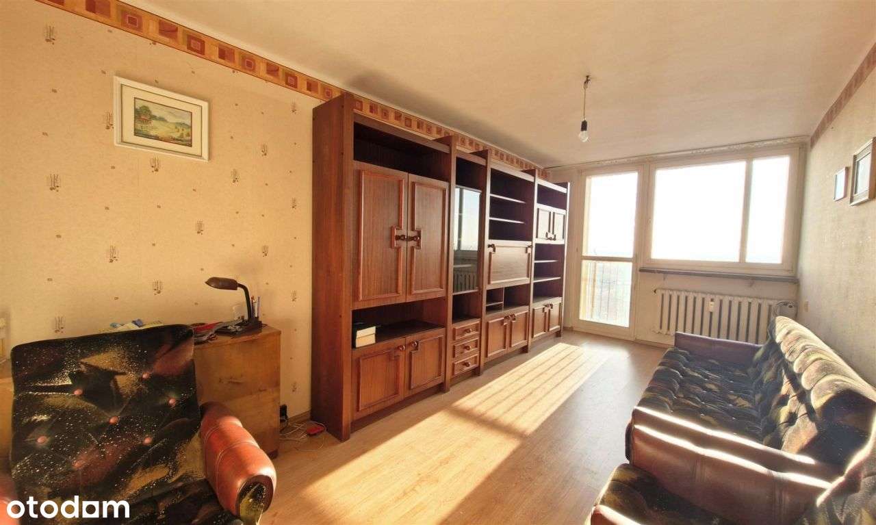 3 pokoje, balkon, ul. 9 Maja 1-0