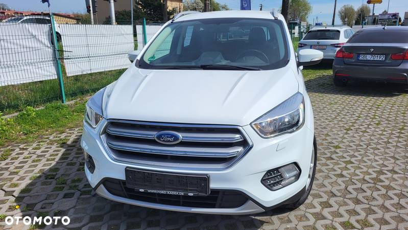 Ford Kuga 1.5 EcoBoost 2x4 Trend - 17