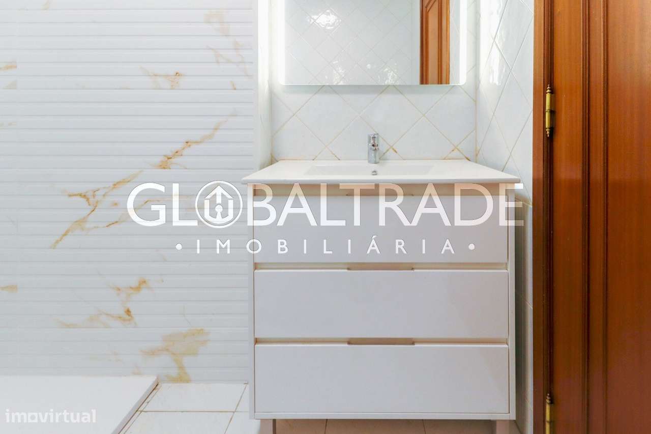 Apartamento T2 Renovado & Equipado em Fânzeres-31
