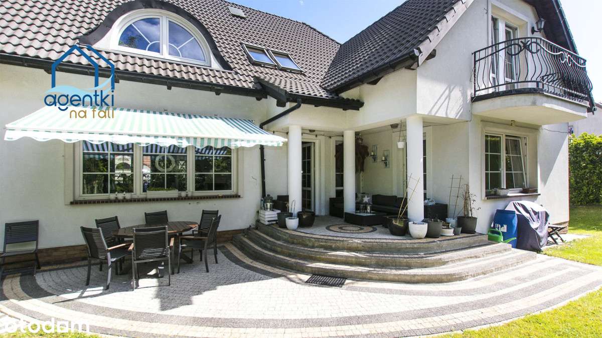 Willa z  budynkiem hostelowym w centrum Gdańska-2