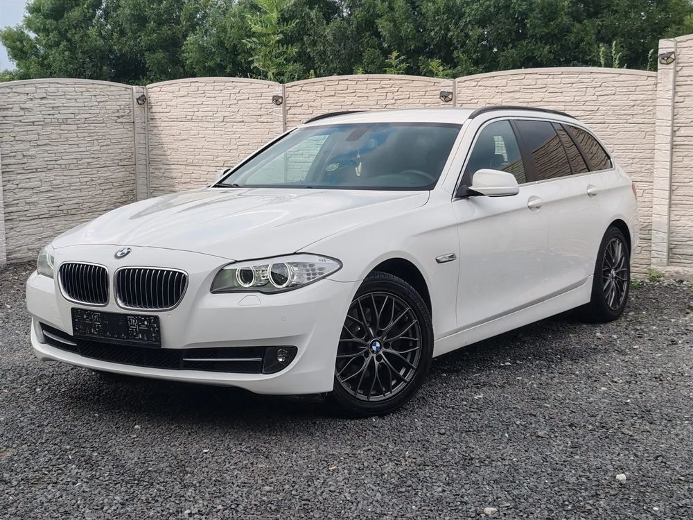 BMW 5 Series F10/F11/F07 [2010 - 2017] 520d 2013