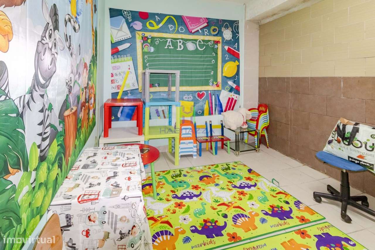Espaço comercial de 323 m2, em Lagos-5