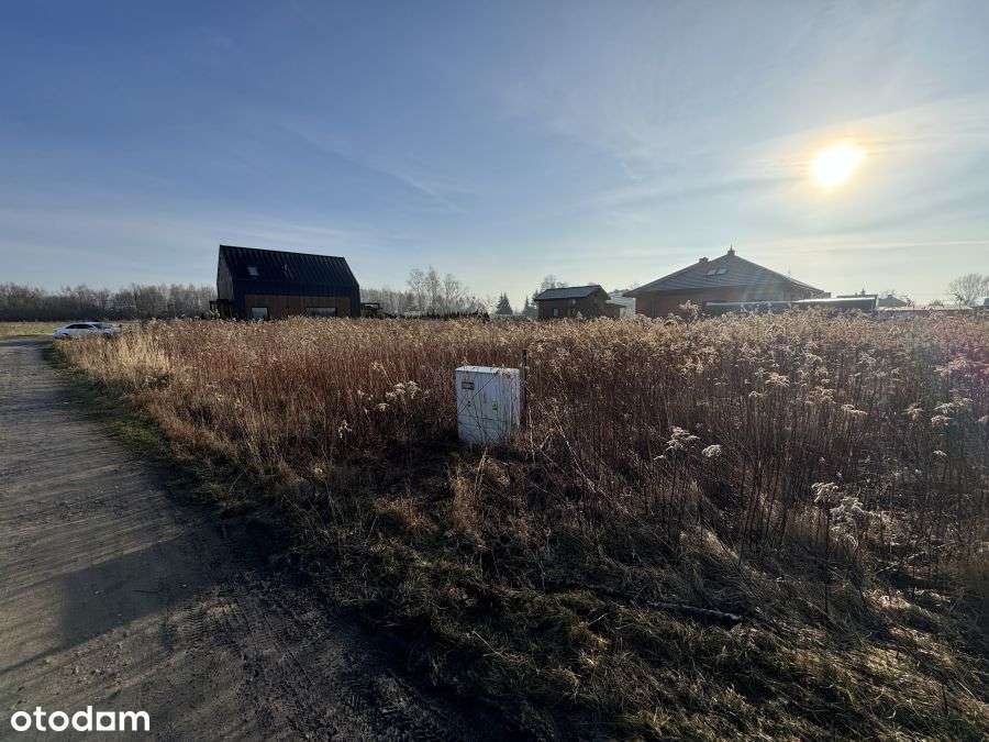 Działka usługowo-mieszkaniowa przy szkole | Dobiesz-2