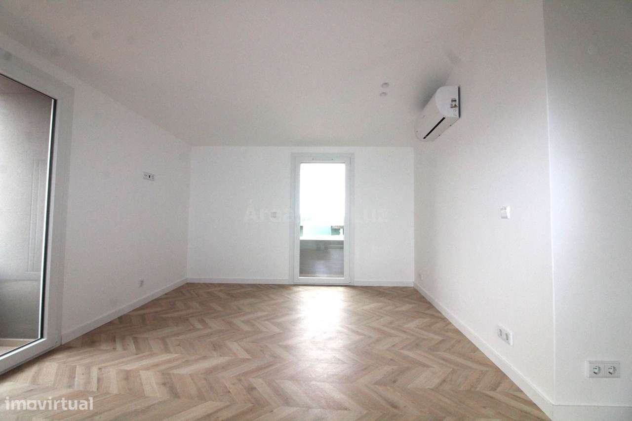 Apartamento T0 NOVO - Leiria-4