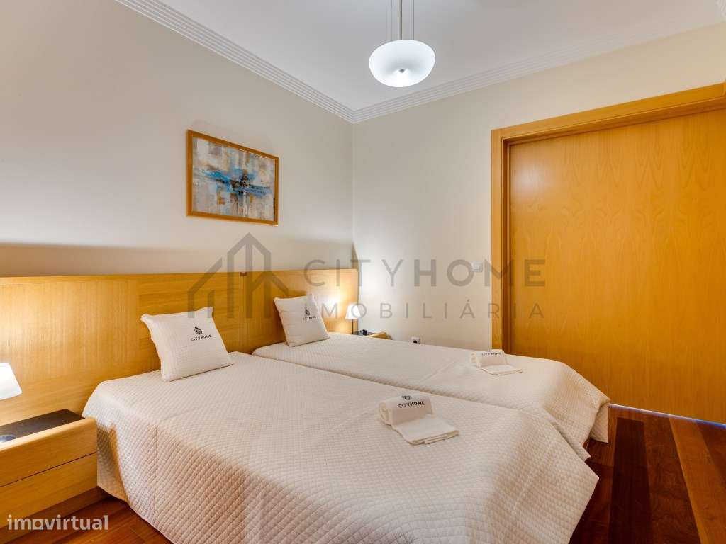 Apartamento T1+1 com piscina, elevador e 2 lugares de estacionament...-7