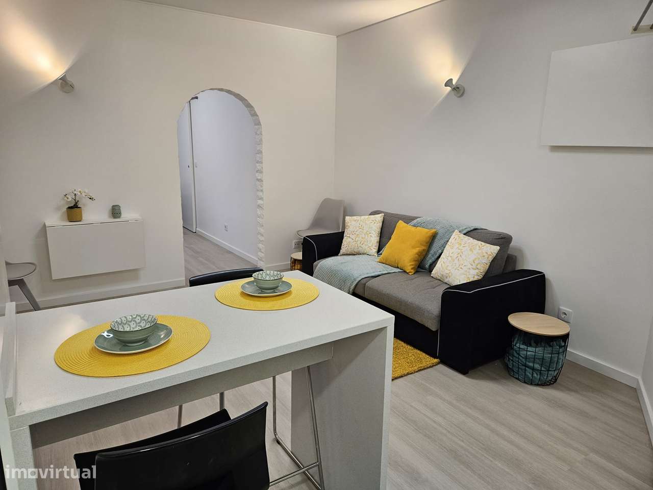 Apartamento T1, mobilado no centro de Carcavelos - Grande imagem: 4/11