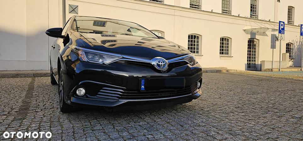 Toyota Auris 1.8 VVT-i Hybrid Automatik Comfort - 6