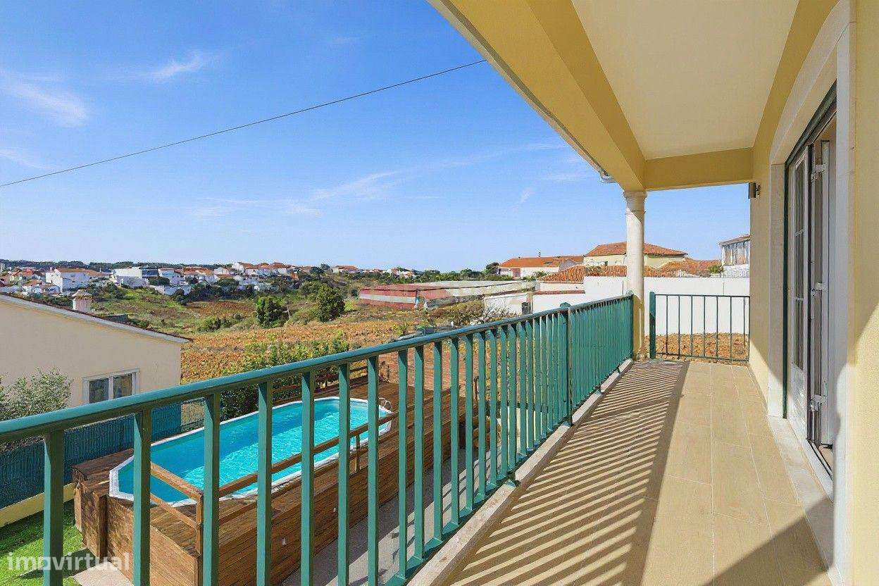 Moradia T5 com Garagem e Piscina em Miragaia, Lourinhã-27