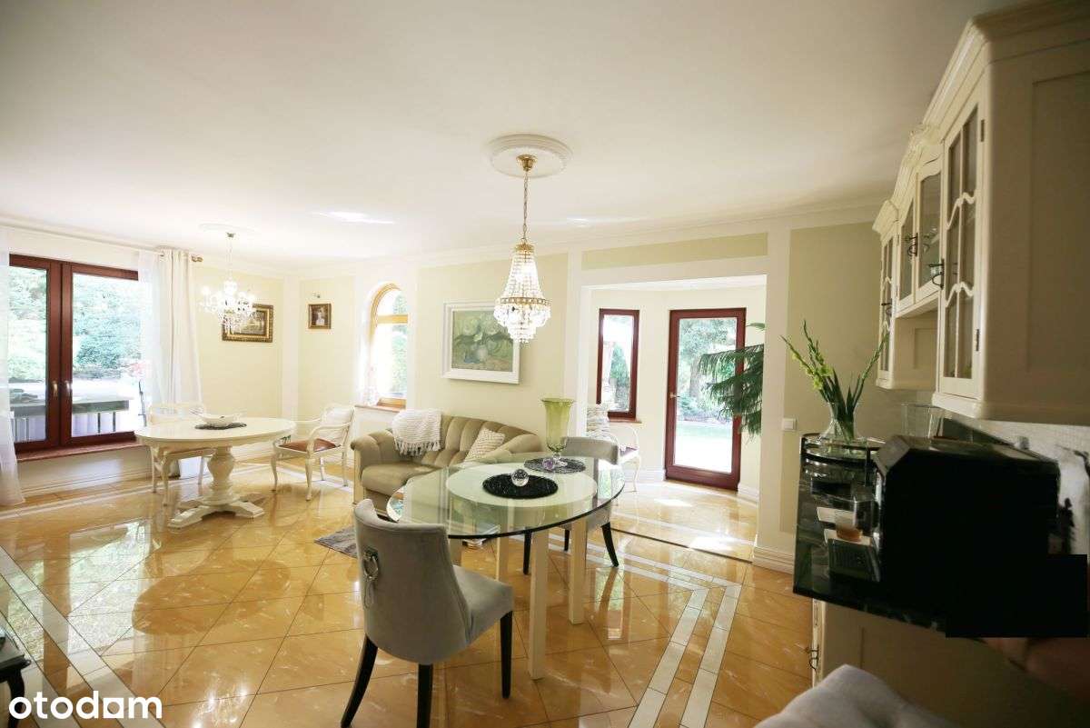 Przepiękna rezydencja- na 35 arowej działce - Pełny obrazek: 4/12