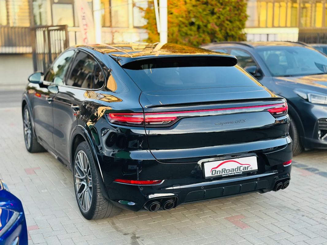 Porsche Cayenne Coupe GTS Tiptronic S - 4