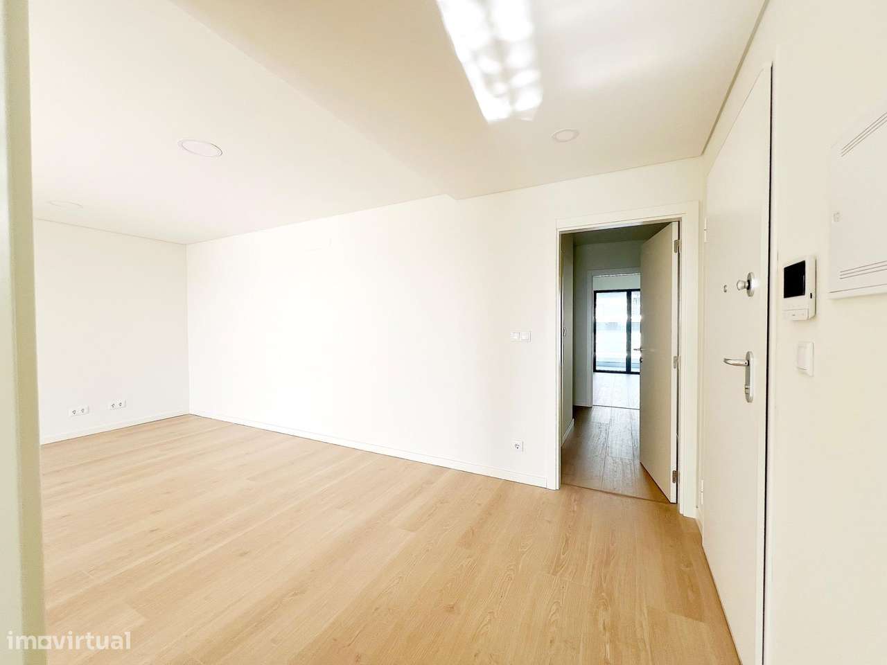 T2 novo c/ estacionamento e varanda - URBANIZAÇÃO MOINHOS DO...-19