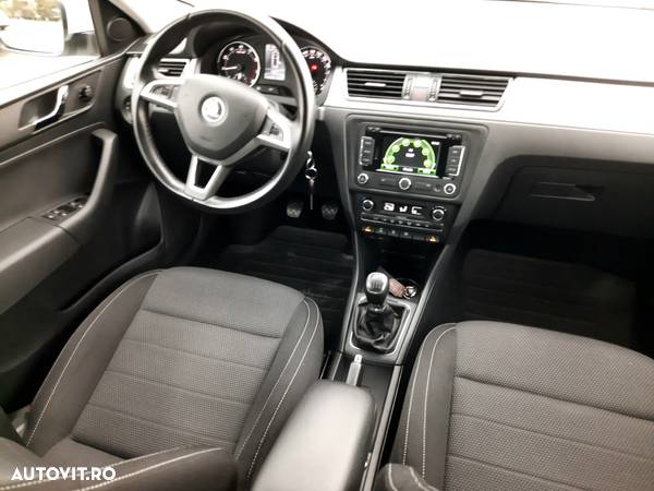 Skoda RAPID 1.2 TSI Elegance - 10