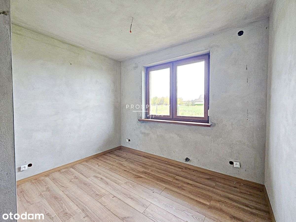 Dom wolnostojący, salon + 6 pokoi w Mostach-12