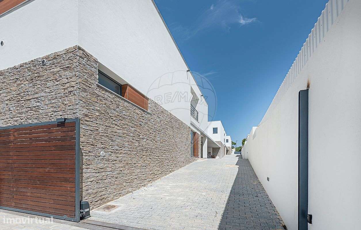 Moradia T4 para venda-30