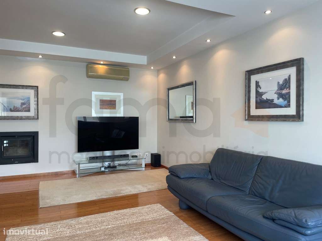 Penthouse Exclusiva com Terraço Panorâmico - Setúbal-30