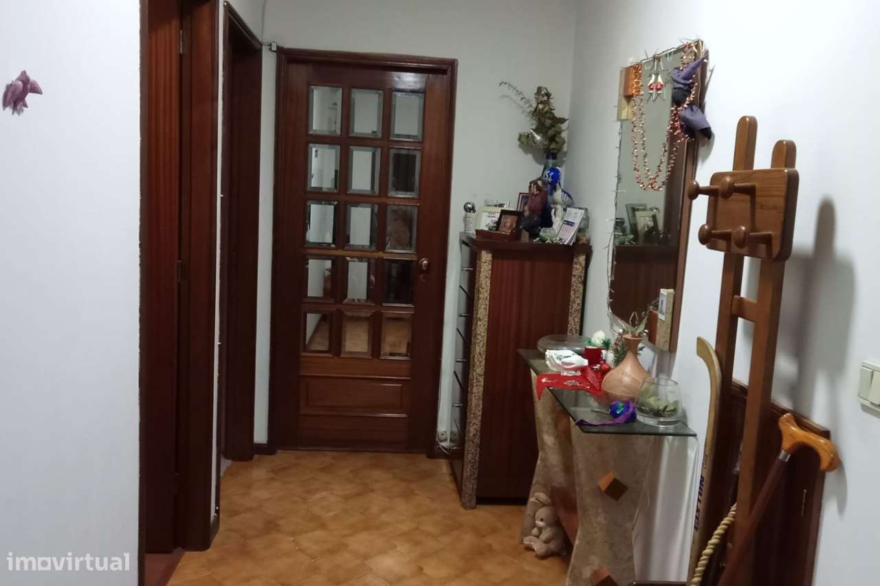 T2+1 no Centro de Vilar de Andorinho!-8