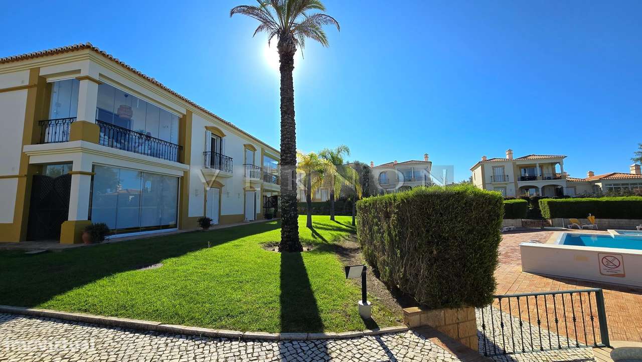 Apartamento de 2 quartos para venda no resort Gramacho Golf apenas a 1-27