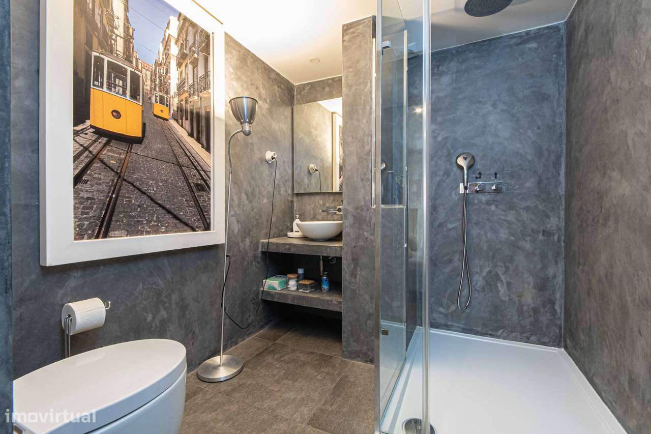 Charmoso apartamento T0 no icónico bairro da Bica, Chiado-4