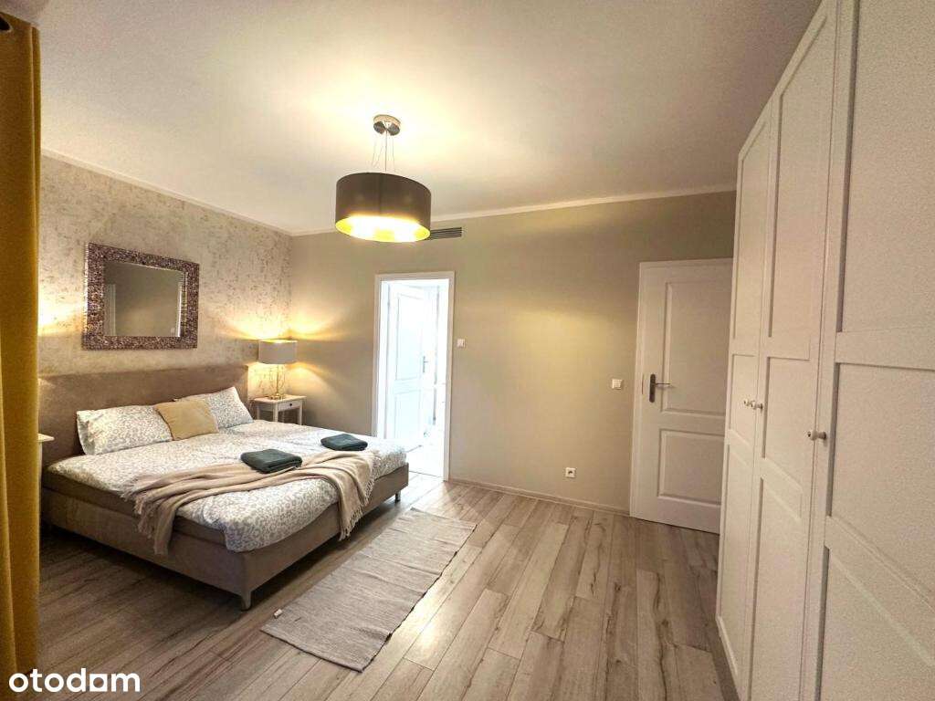 ##Apartament vis a vis Galerii Dominikańskiej #LUX#:)-2