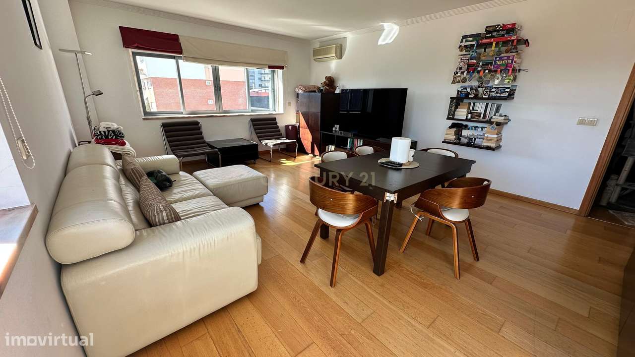 Apartamento T2 no Condomínio Telheiras Residence, para Arrendar - Grande imagem: 2/19